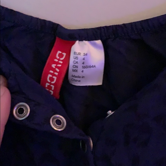 Divided by H&M Blue jumper 💙💙 - Picture 2 of 6